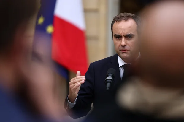 France’s prime minister resigns, again, sparking call from far-right for new national elections